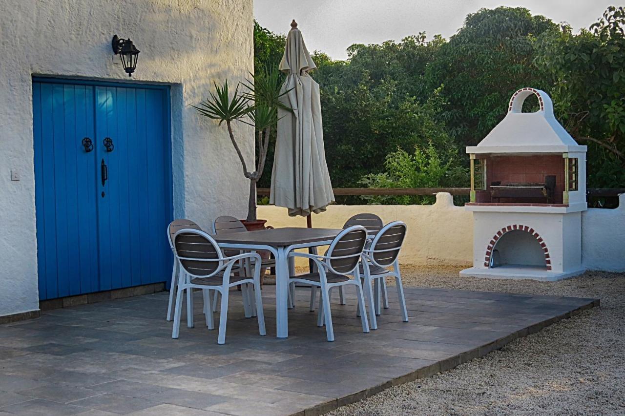 Votsalo Villa Pomos Habitación foto